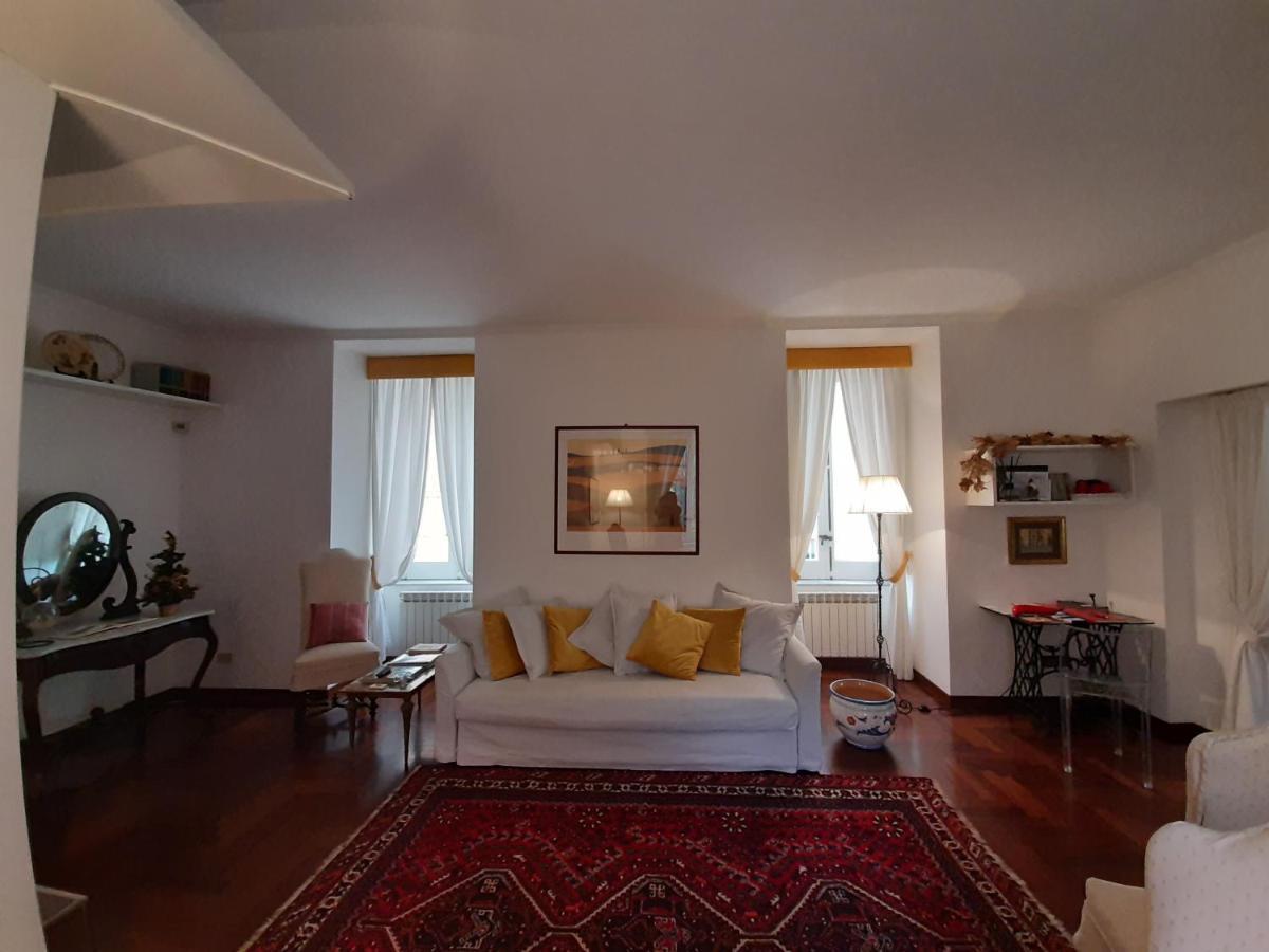 Casa Vacanze Pizzofalcone 41B نابولي المظهر الخارجي الصورة