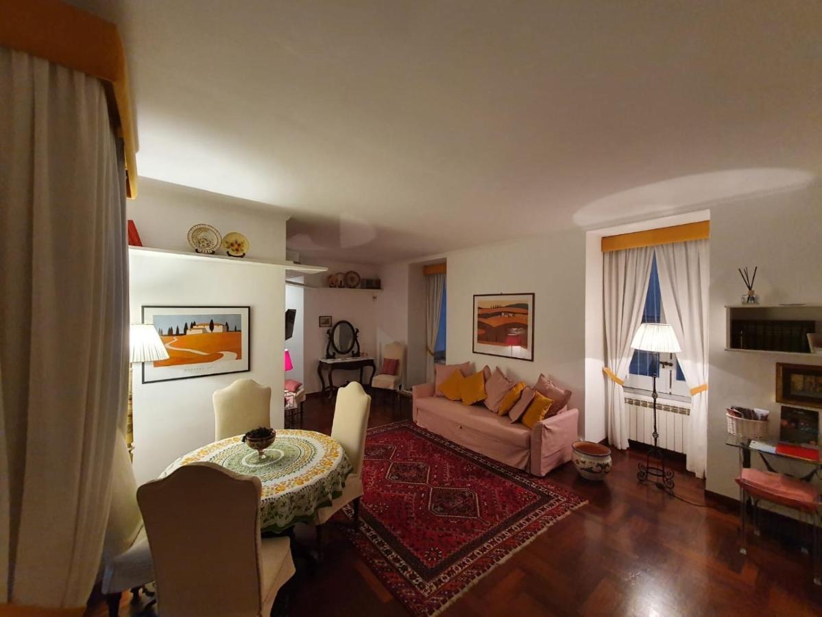 Casa Vacanze Pizzofalcone 41B نابولي المظهر الخارجي الصورة