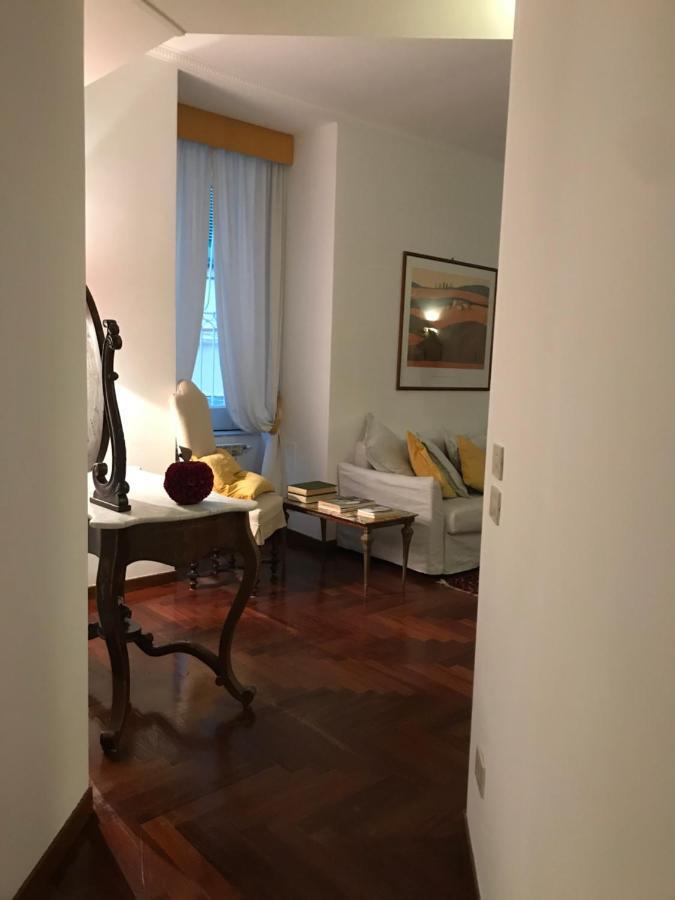 Casa Vacanze Pizzofalcone 41B نابولي المظهر الخارجي الصورة