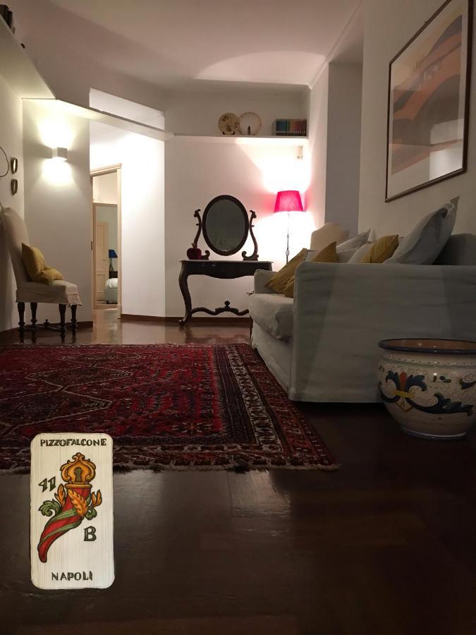 Casa Vacanze Pizzofalcone 41B نابولي المظهر الخارجي الصورة