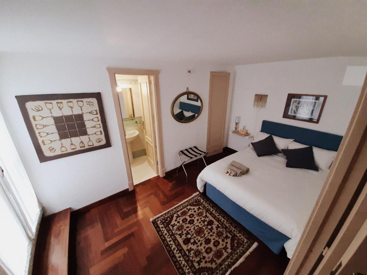 Casa Vacanze Pizzofalcone 41B نابولي المظهر الخارجي الصورة
